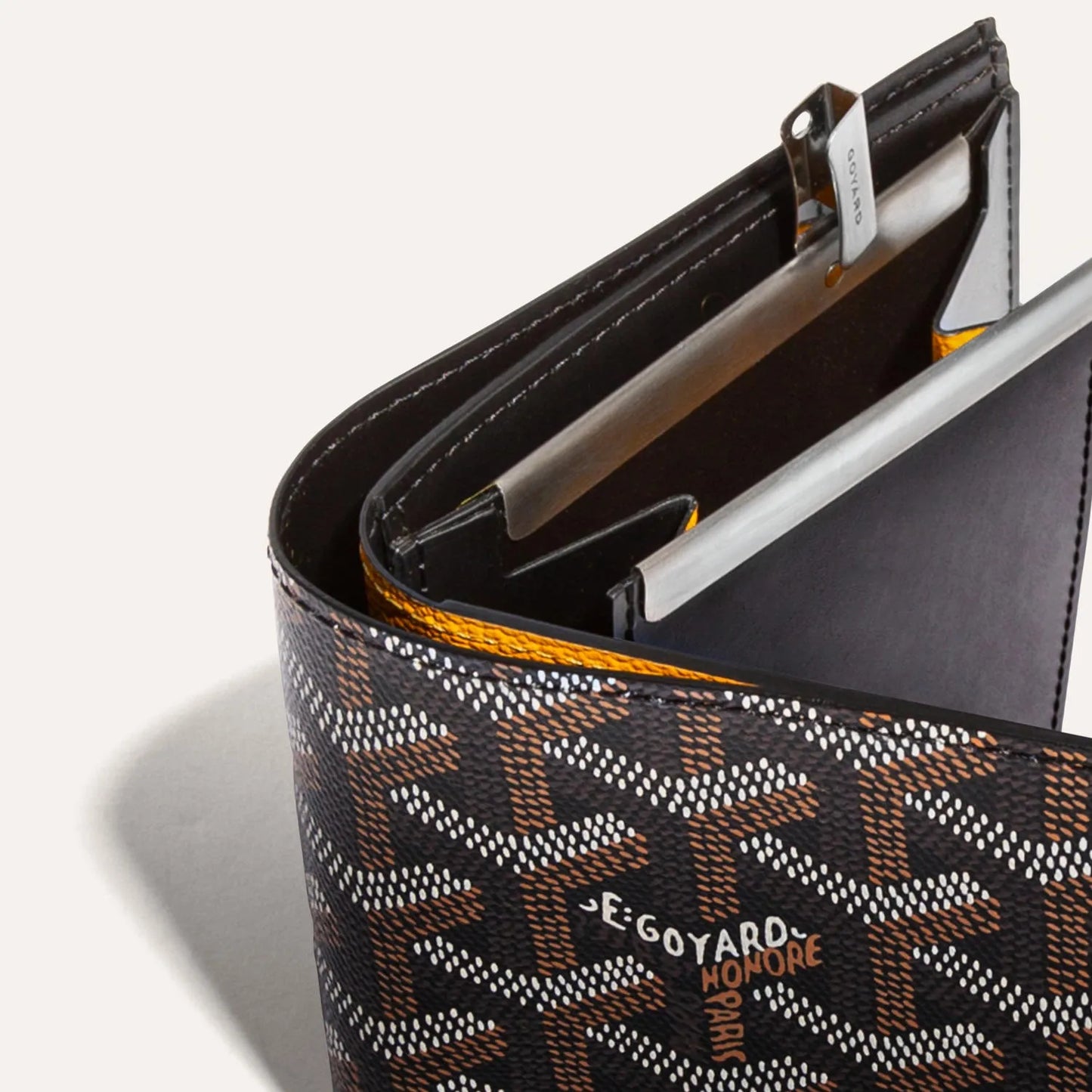 GYRD Victoire Wallet